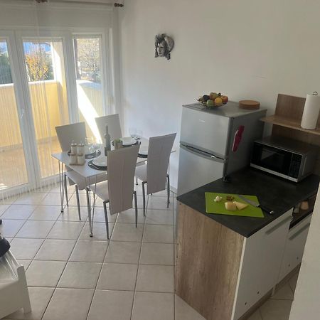Apartmans Sun & Moon Zambratija  Eksteriør bilde